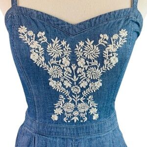 HOLLISTER Women's Denim Blue White Embroidered Flower Romper Size Small